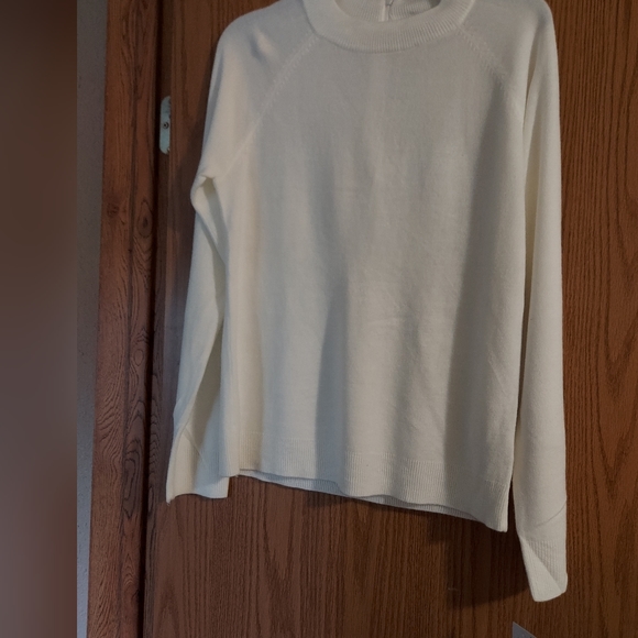 NWT KAREN SCOTT PULLOVER TOP - Picture 1 of 5